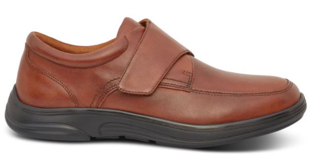 Men's Casual Oxford brown 2 making movement easier