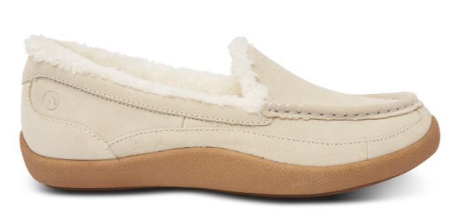 Women's Moc Toe Slippers beige making movement easier