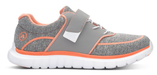 Women's Sport Jogger light gray making movement easier